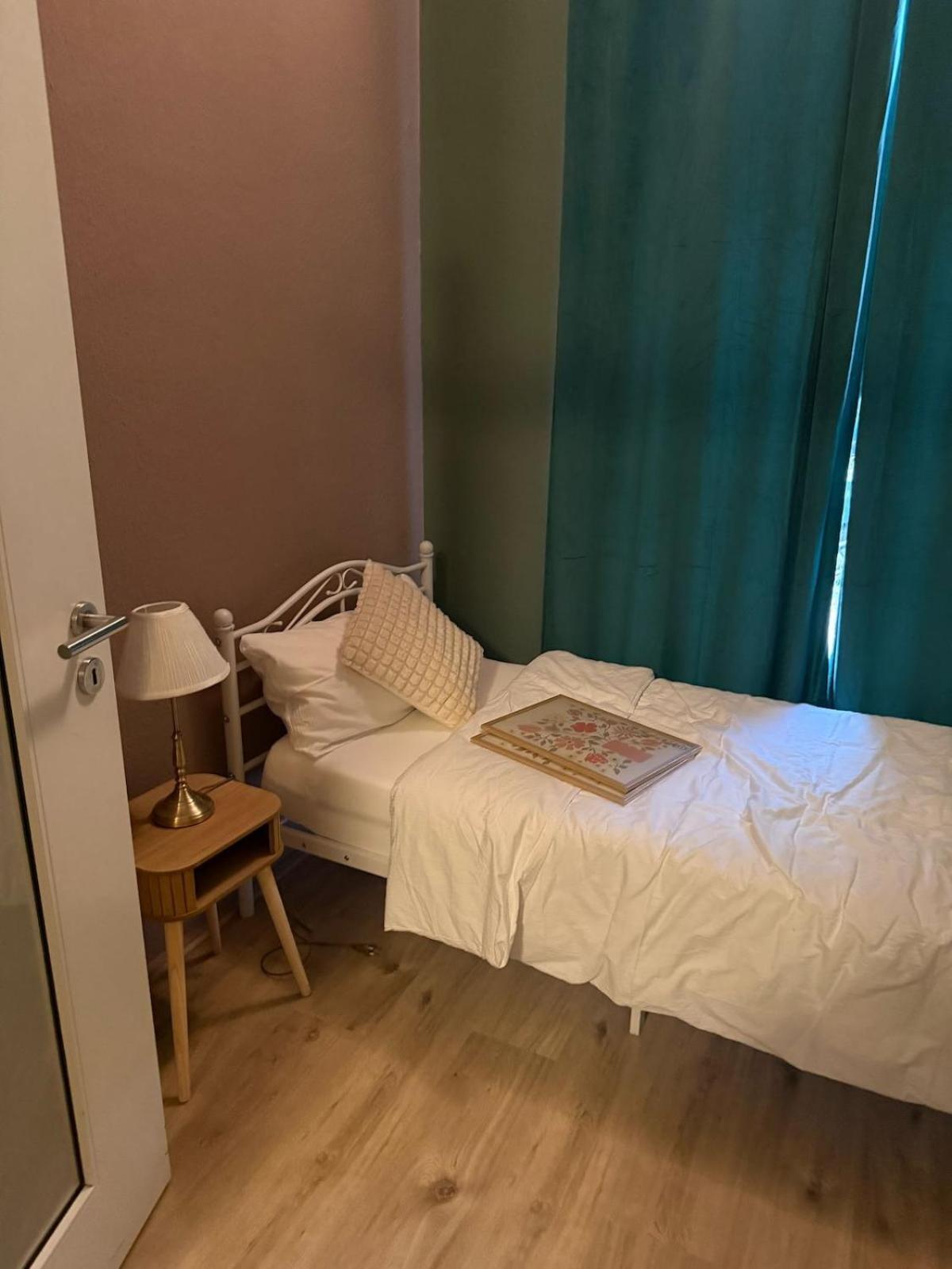 Apartment Grosse Schoene In Friedrichshain- Samaritakiez Berlin