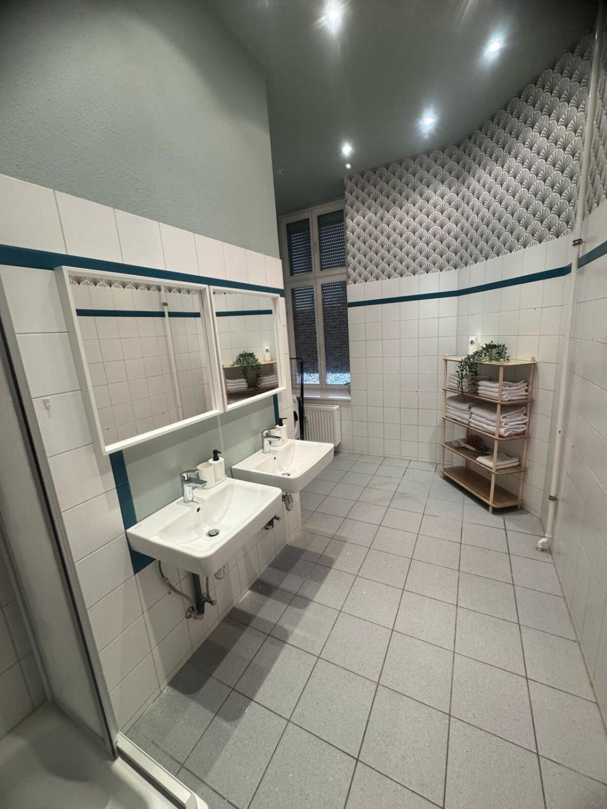 Grosse Schoene In Friedrichshain- Samaritakiez Apartment