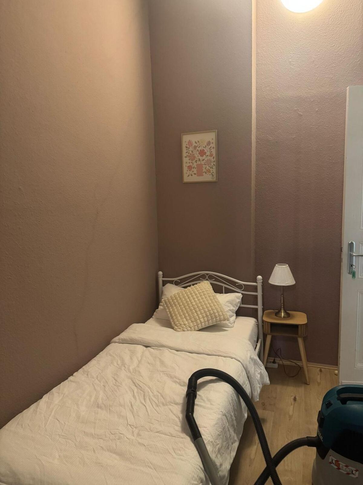 Apartment Grosse Schoene In Friedrichshain- Samaritakiez *