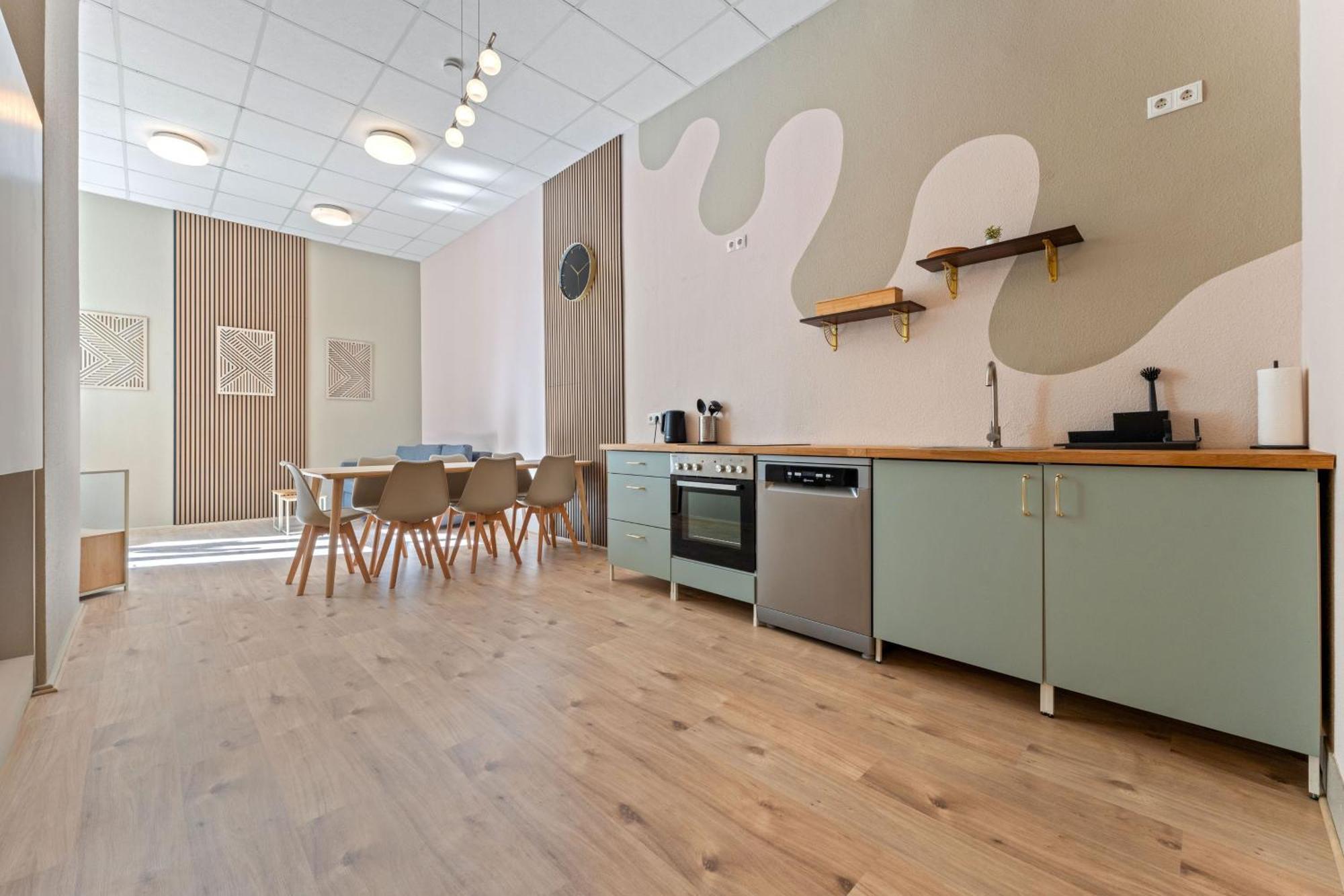 Apartment Grosse Schoene In Friedrichshain- Samaritakiez *